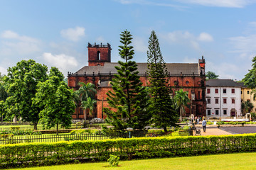 Obraz premium Basilica of Bom Jesus (Borea Jezuchi Bajilika) in Old Goa, India