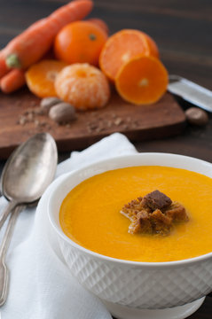 mandarin carrot soup
