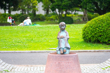 Yamashita park bronze girl,yokohama,kanagawa,japan