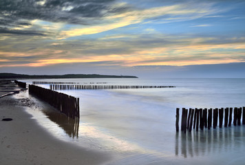 Fototapeta premium paysage côtier en pause longue