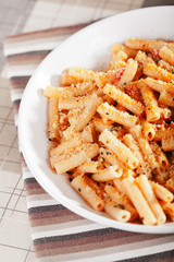 Penne with tomatos and parmesan cheese