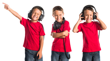Kid listening music