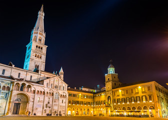 Fototapeta premium Cathedral and Town Hall of Modena - Italy