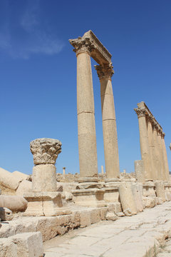 Jerash - Säulen