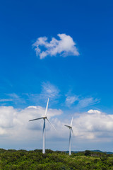 Obraz premium 風力発電と青空