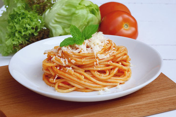 Italian spaghetti with cheese