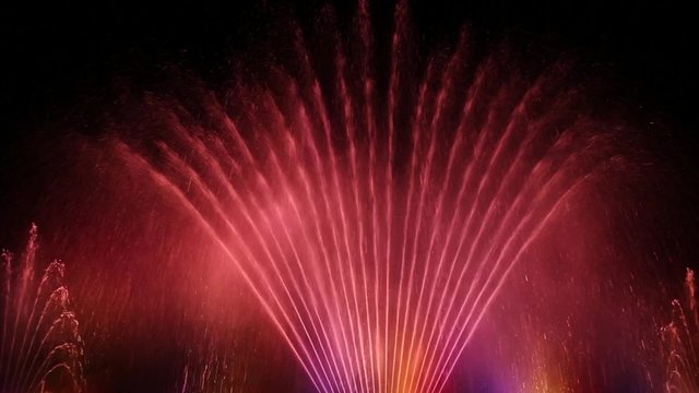 arezzo fontane danzante effetto di luci e colori
