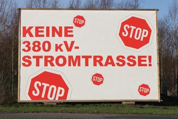 Protestplakat gegen eine 380 kV Stromtrasse
