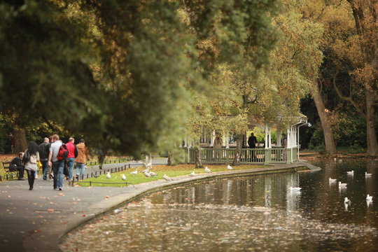 St Stephen's Green park in Autumn