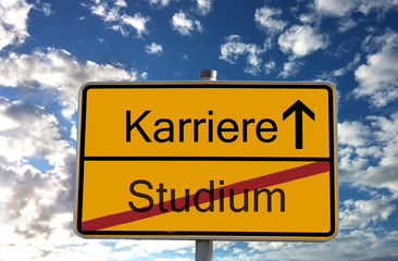 Karriere Studium Ortschild