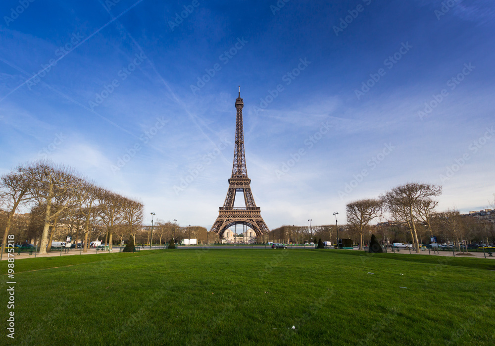 Wall mural paris best destinations in europe