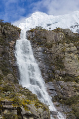 Fototapeta na wymiar Llanganuco waterfalls in the Cordillera Blanca, Peru