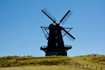 Fototapeta na wymiar Windmühle in Schweden