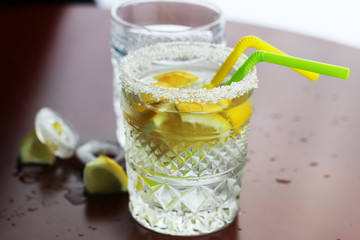 glass ice lemon