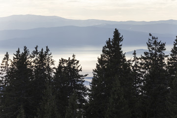Über der Nebeldecke