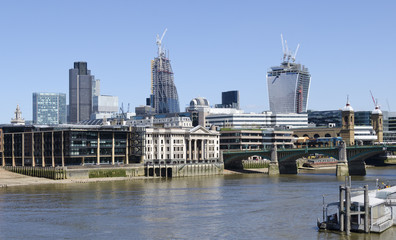 London - City mit Southwark Bridge