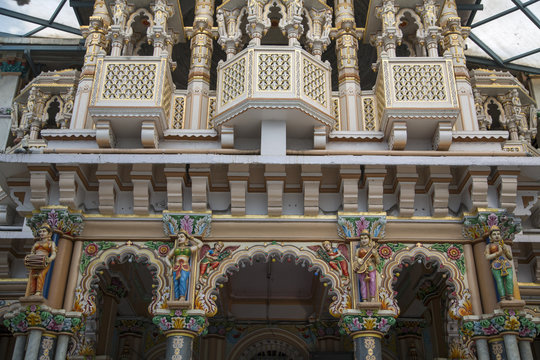 Babu Amichand Panalal Adishwarji Jain Temple in Mumbai