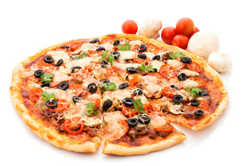 Pizza with ham, pepper and olives