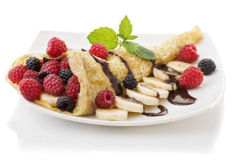 Pancake with fruits 