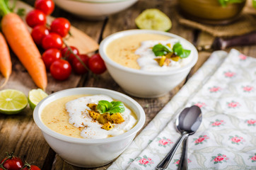 Creamy celery soup