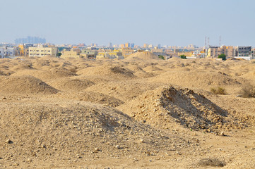 View of tombs from the Dilmun period in Bahrain - obrazy, fototapety, plakaty