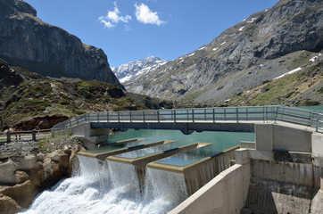 Gloriettes dam in the French Pyrenees