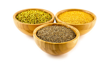 Vegan spices cumin, cilantro seeds and mustard