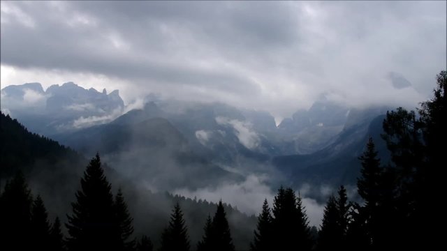 Brenta Gruppe vid 01 zeitraff