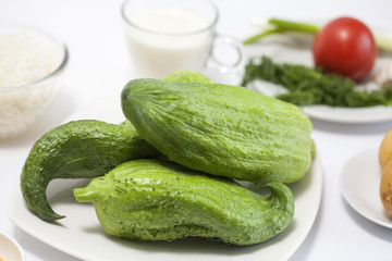 Ingredientes para Preparar Pepinos de Rellenar