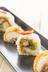 sushi roll