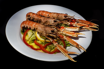 Delicious prawns with vegetables