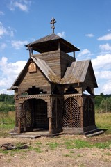 Fototapeta na wymiar wooden chapel