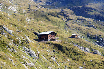 Fototapeta na wymiar Alpine hut Eisseehütte in Hohe Tauern Alps, Austria