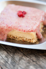 Raw cheese cake with wild strawberries