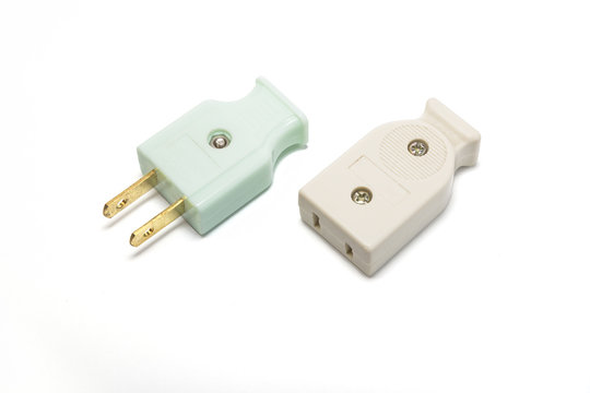 male and female electrical plugs