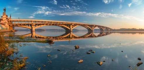 Foto op Plexiglas Kiev Metro Bridge in the morning © Sergey Ryzhkov