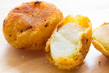 Onion croquettes