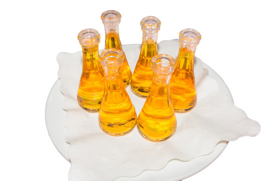 Pflaumenschnaps aus frischen Pflaumen