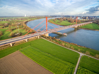A42 Autobahnbrücke über den RHein