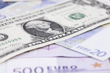 bill dollar against the Euro closeup