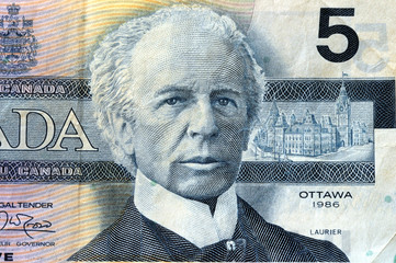 וילפריד לורייה Sir Henri - Charles - Wilfrid Laurier...