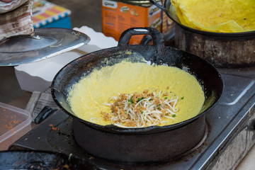 stuffed crispy egg crepe