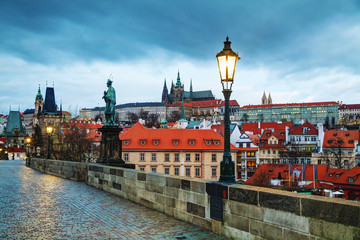 Obraz premium Overview of Prague with St Vitus Cathedral