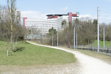 Fototapeta na wymiar Klinikum in Augsburg