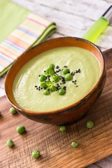 Cream soup with green peas and green beans