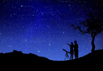 Obraz na płótnie Canvas Telescope watching the wilky way
