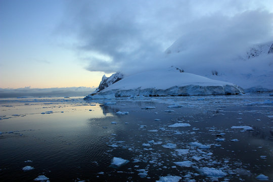 Antarktis-Lemaire Kanal 