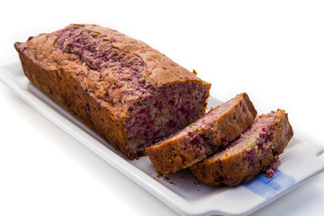 Cake aux fruits rouges