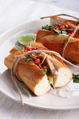 grilled chilli chicken and slaw sandwich