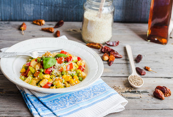 vegetarian vegetable stew with peas and corn, curry, healthy din